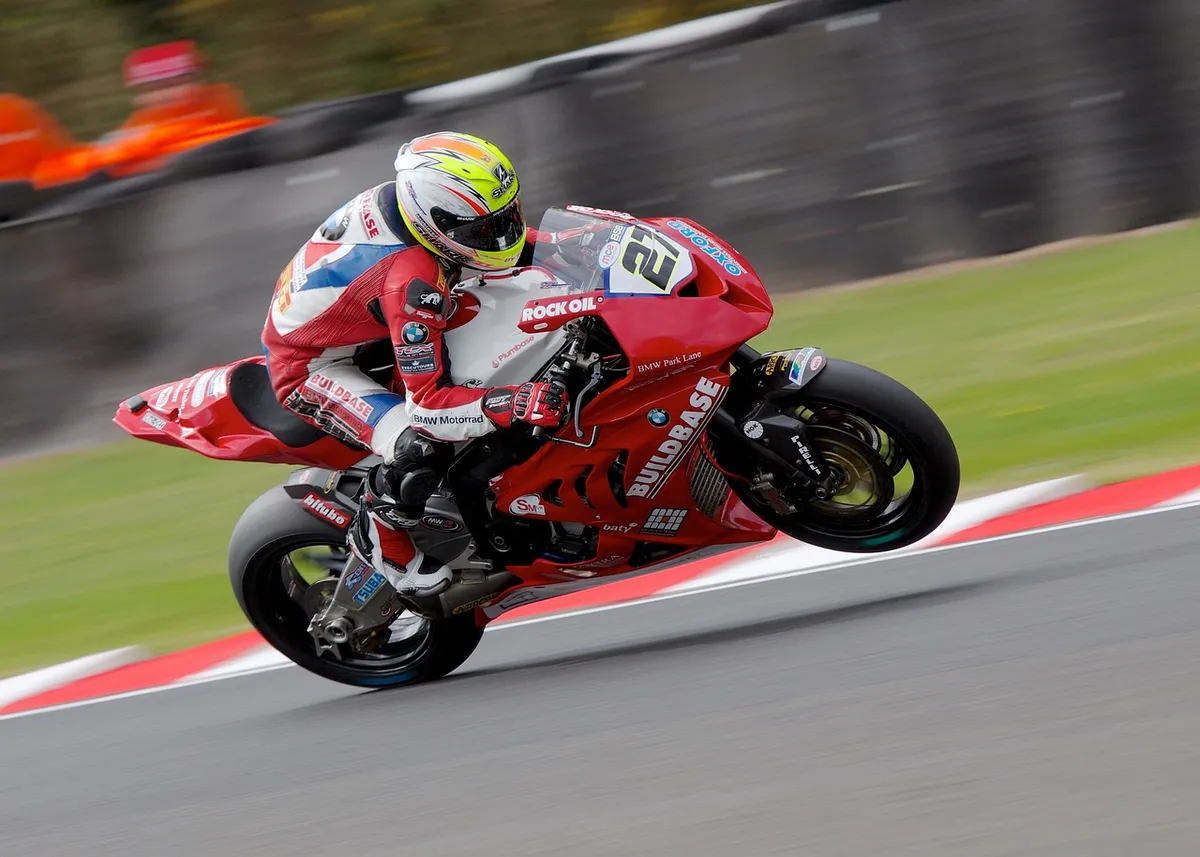 superbike, motorsport, fast, speed, red, track, race, power, motorcycle, sport, bike, motorbike, helmet, rider, gray sports, gray bike, gray power, fast, motorc