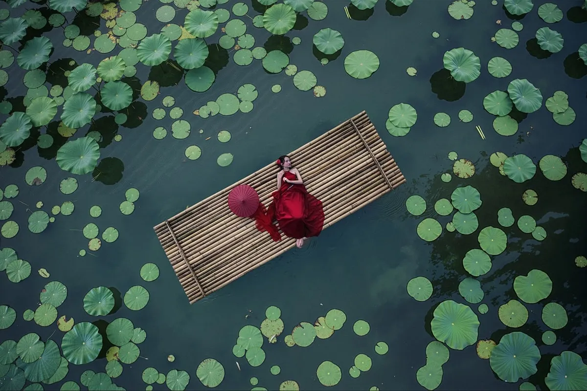 vietnamese girl, asian woman, lotus flower, river, water, nature, bamboo raft, Vietnam, Hoa Phu, Dak Lak