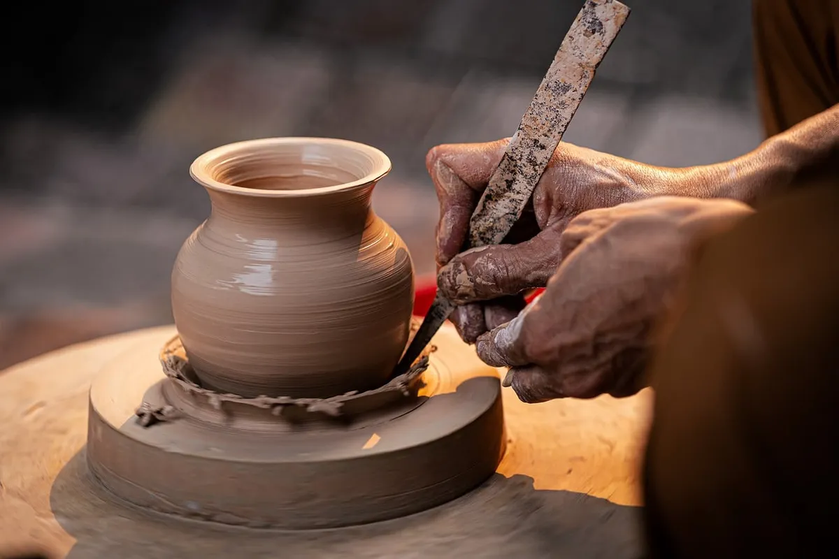pottery, handcraft, ceramic vessel, potter's wheel, shape, creative, art, tradition, clay, vietnam, artist, hand, hanoi, creation, culture, craft, touch, simpli