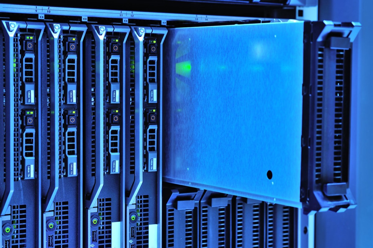 Blockchain Server in Data Center